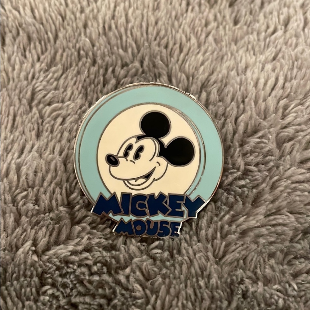 Disney Mickey Mouse Pin